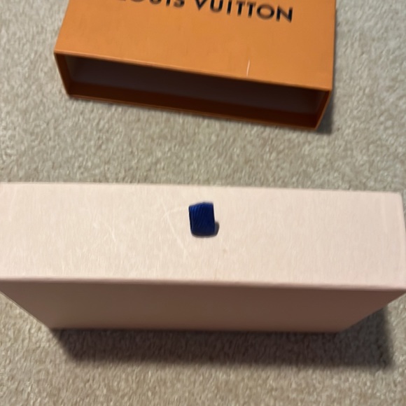 Louis Vuitton drawer styled gift box ( PURSE NOT INCLUDED) - Picture 3 of 6